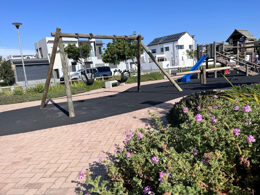 4 Bedroom Property for Sale in Sandown Western Cape